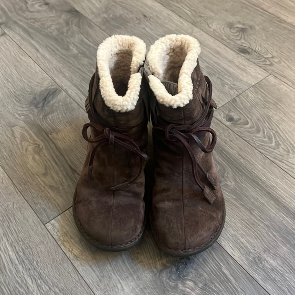 UGG Gaviota Brown boots